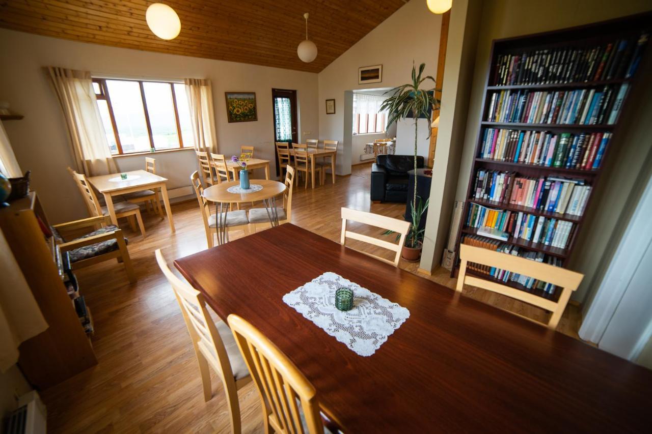 Árbót Hostel Húsavík Buitenkant foto